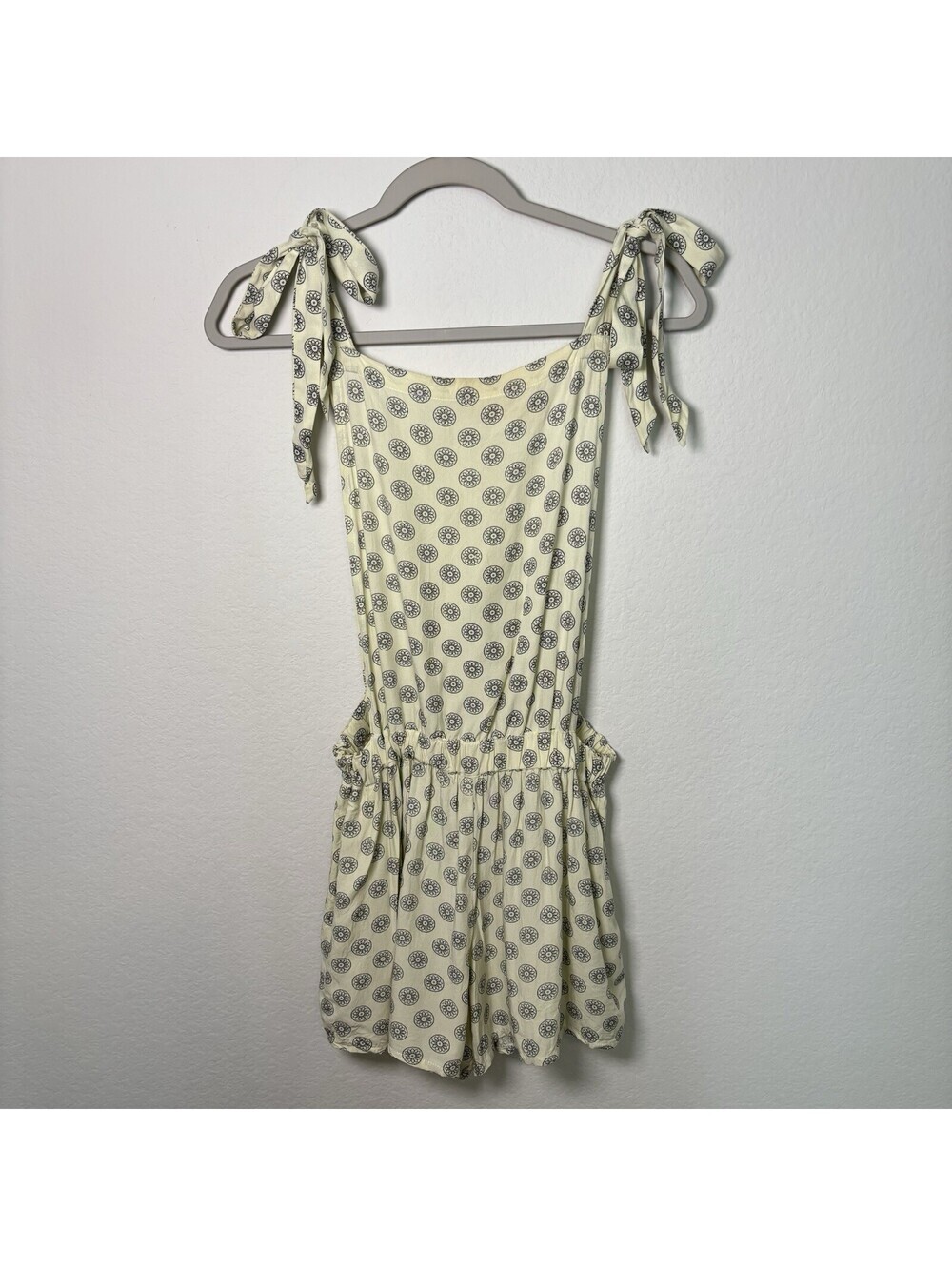 Cleobella Tie Strap Romper AOP Ivory Women’s Size M Rayon Summer Boho Bohemian
